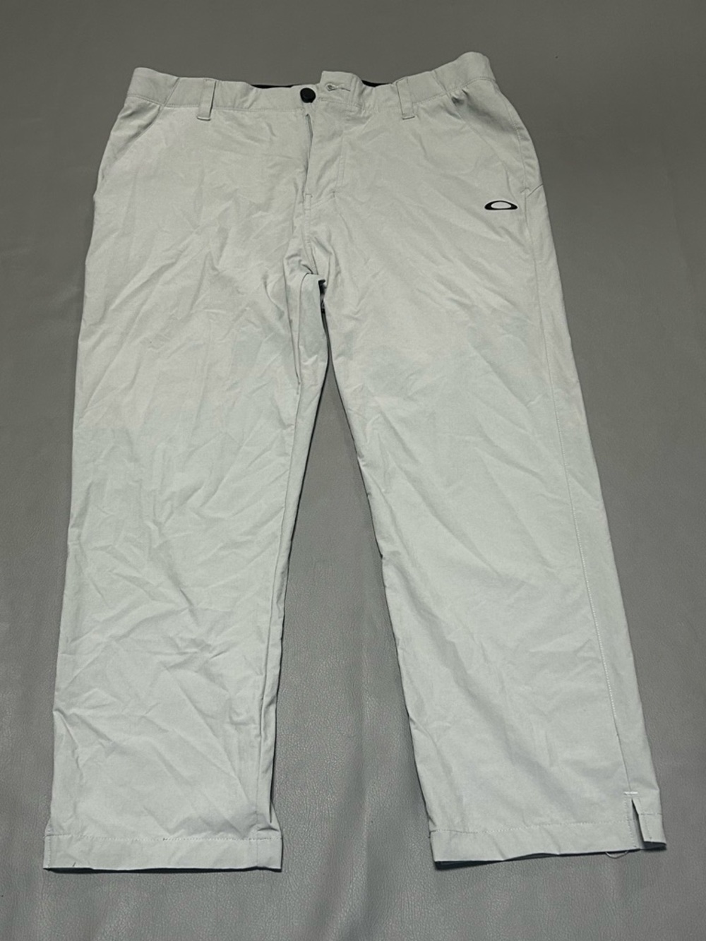 Oakley Men’s Light Gray Golf Pants